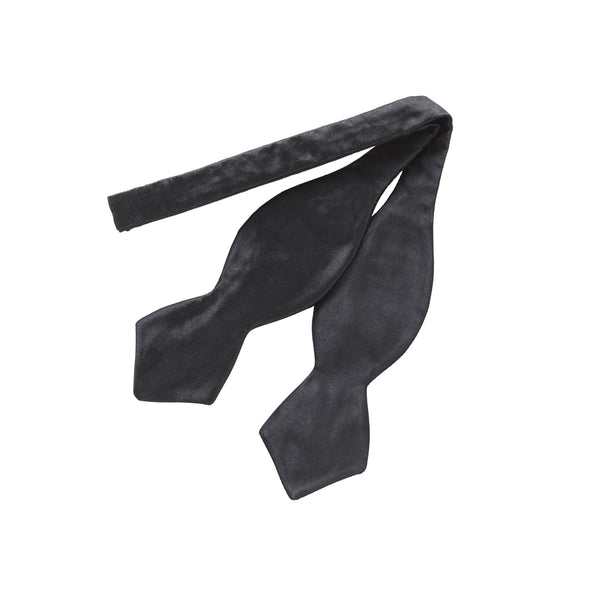 Black Diamond Tip Self-Tie Bow Tie